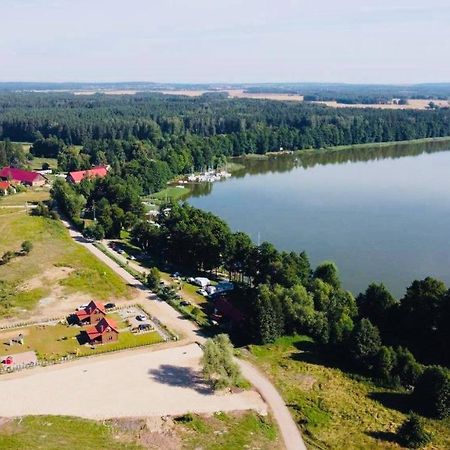 Osada Skorupki - Caloroczne Domki Na Mazurach Экстерьер фото